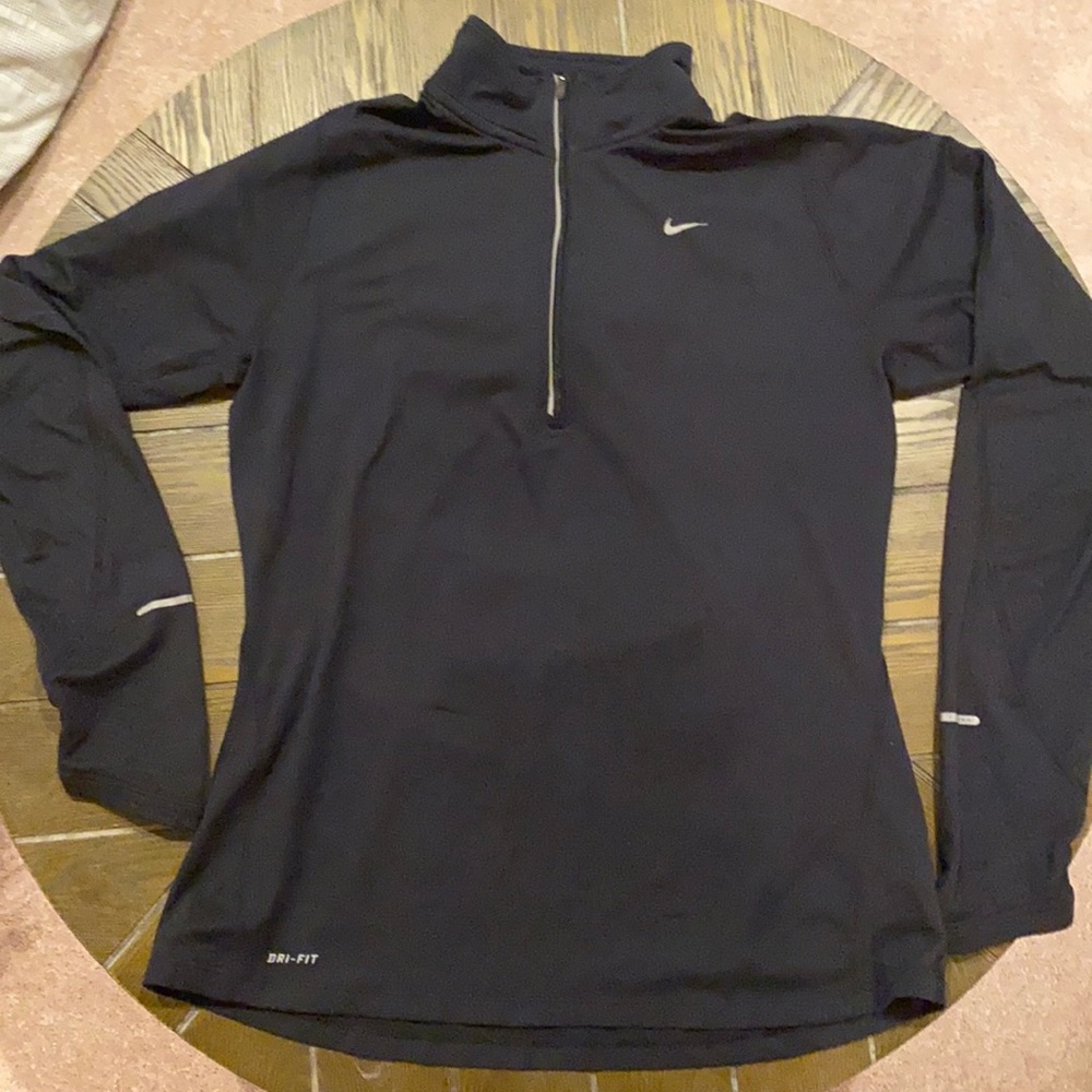 Nike Sri-fit shirt